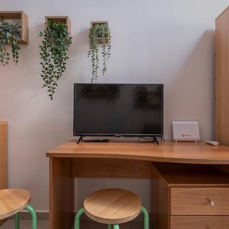 Kosmos Service Apartment Beautiful Studio 1 With Additional Cost Parking テッサロニキ エクステリア 写真