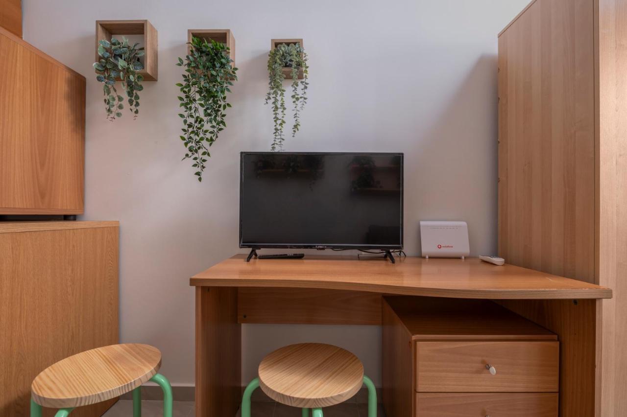 Kosmos Service Apartment Beautiful Studio 1 With Additional Cost Parking テッサロニキ エクステリア 写真