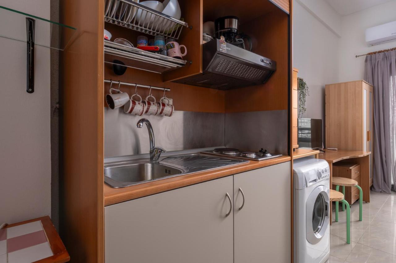 Kosmos Service Apartment Beautiful Studio 1 With Additional Cost Parking テッサロニキ エクステリア 写真