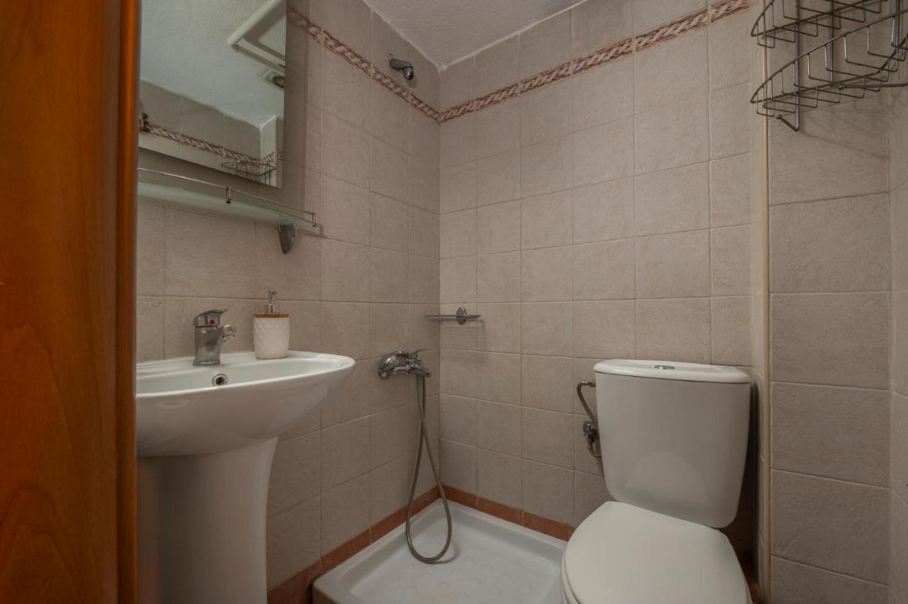 Kosmos Service Apartment Beautiful Studio 1 With Additional Cost Parking テッサロニキ エクステリア 写真